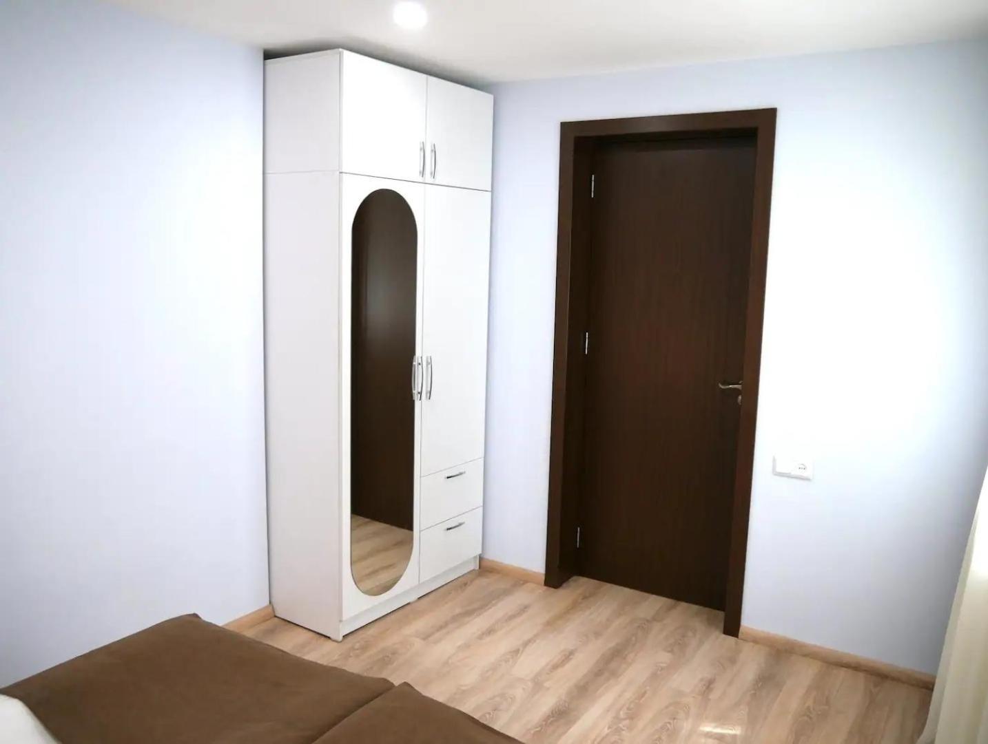 Luxury Apartment At Pirosmani 22 In Central 보르조미 객실 사진
