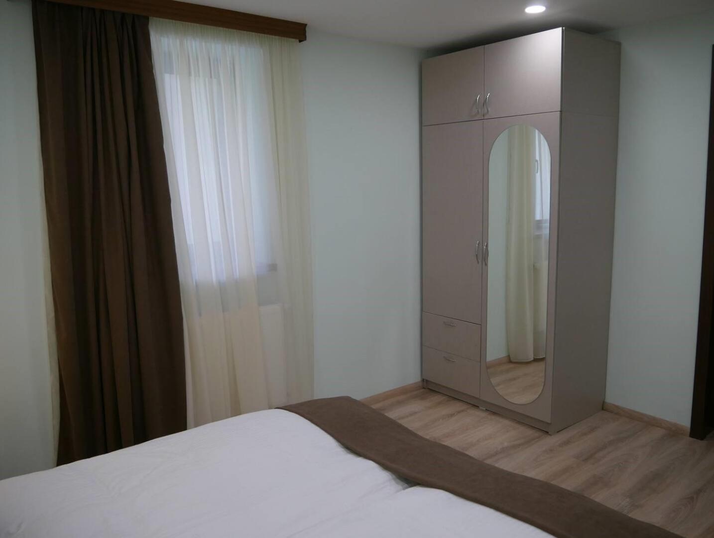 Luxury Apartment At Pirosmani 22 In Central 보르조미 객실 사진